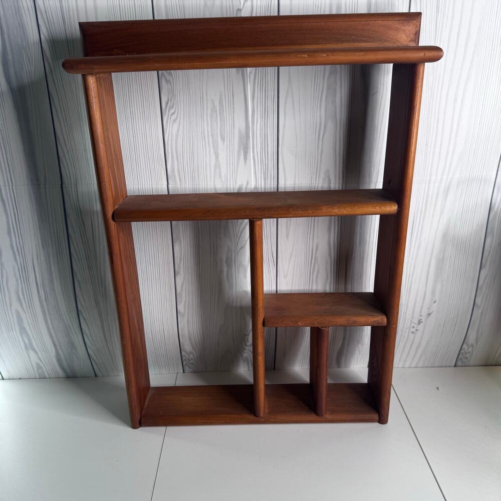 Vtg Wood Wall Shelf Curio Trinkets Shadow Box Display Country Farmhouse